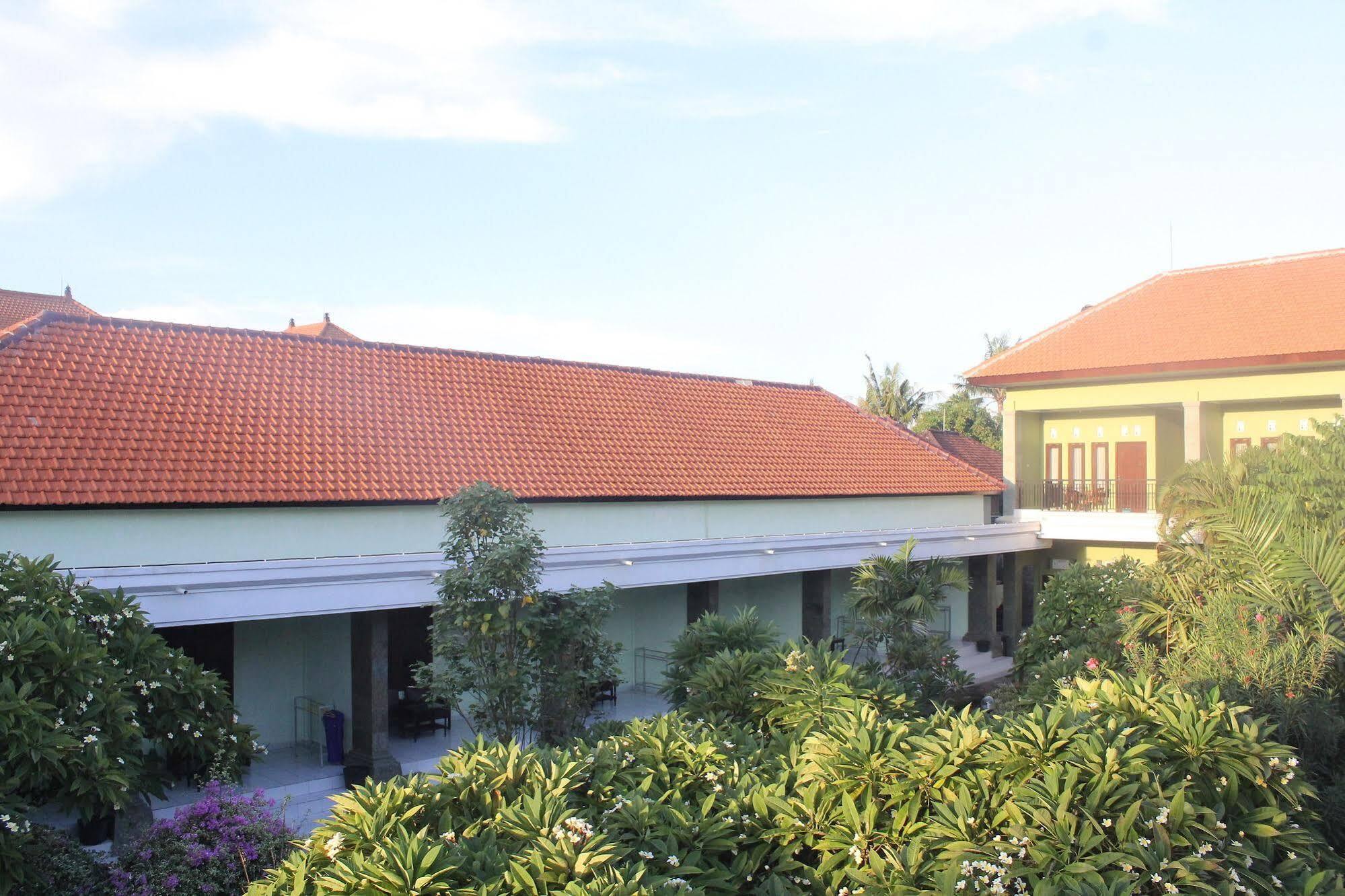 Berlian Inn Kuta  Luaran gambar